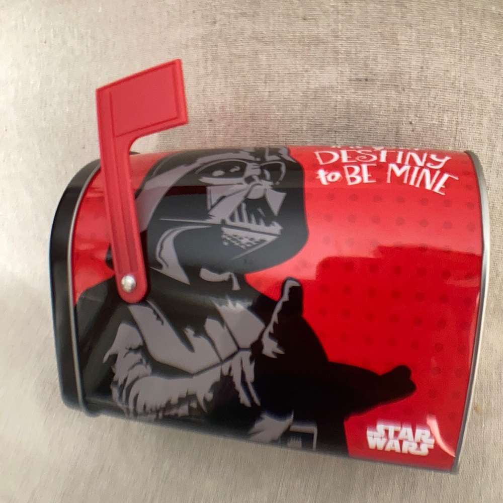 Star Wars tin mail box